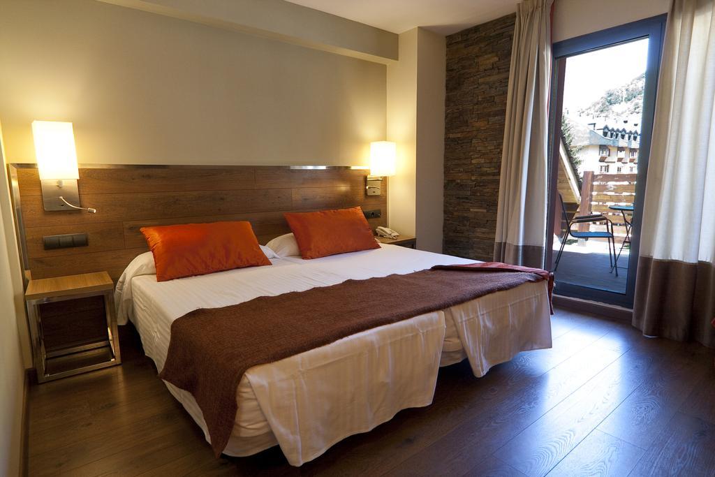 Nubahotel Vielha Ruang foto