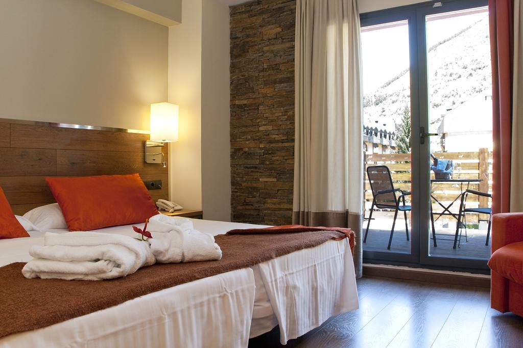 Nubahotel Vielha Ruang foto